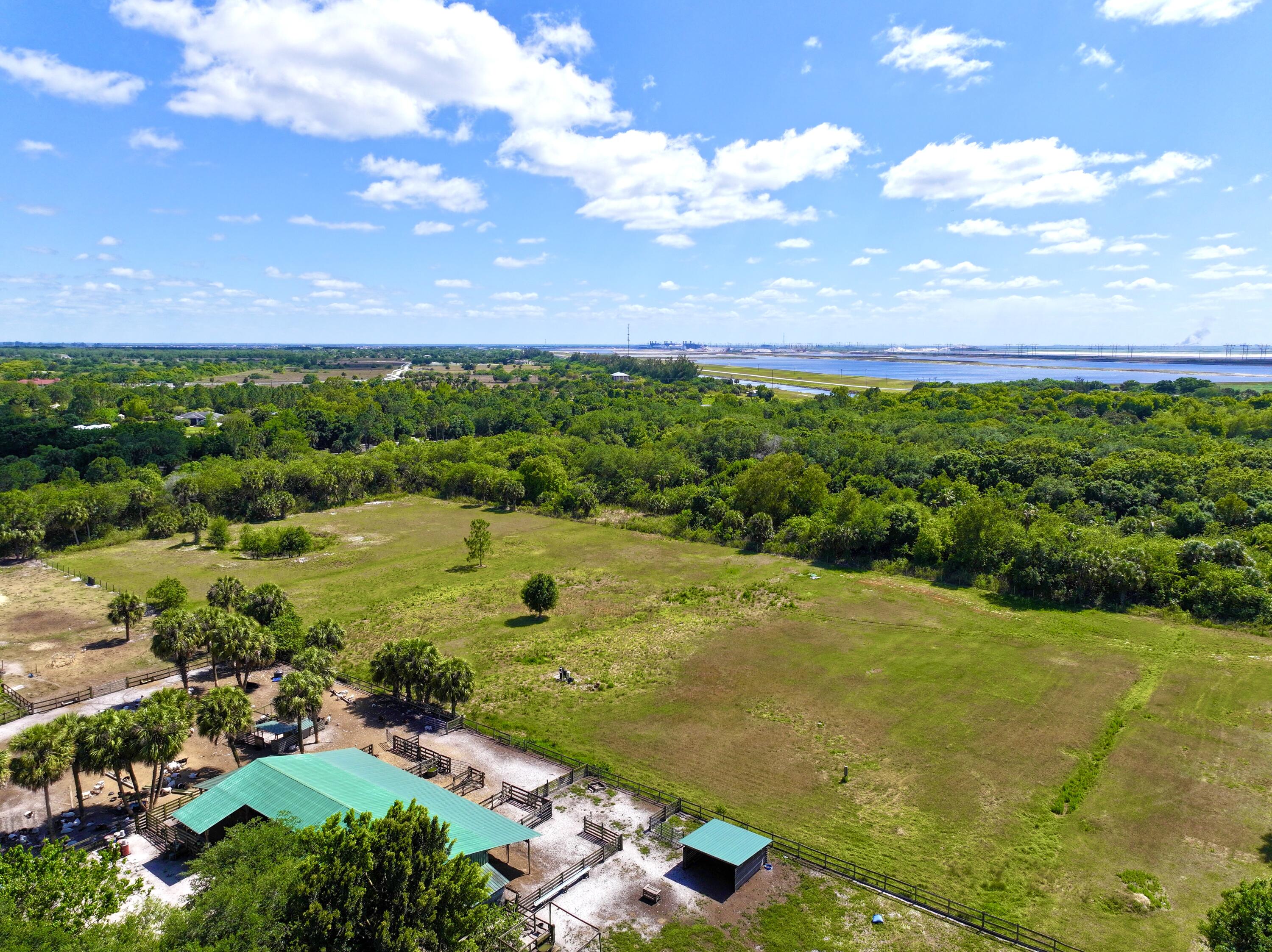 4088 Windmill Road Loxahatchee, FL 33470 - Photo 5 of 44 dji_fly_20240417_154246_0005_17132959620