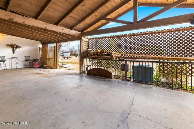 $690,000 | 579 State Highway 89, Chino Valley, AZ 86323