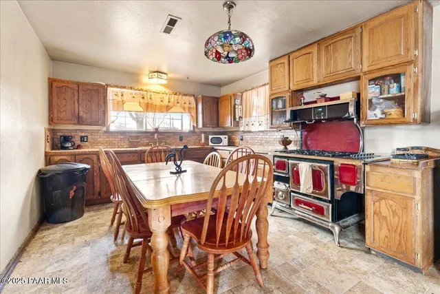 $690,000 | 579 State Highway 89, Chino Valley, AZ 86323