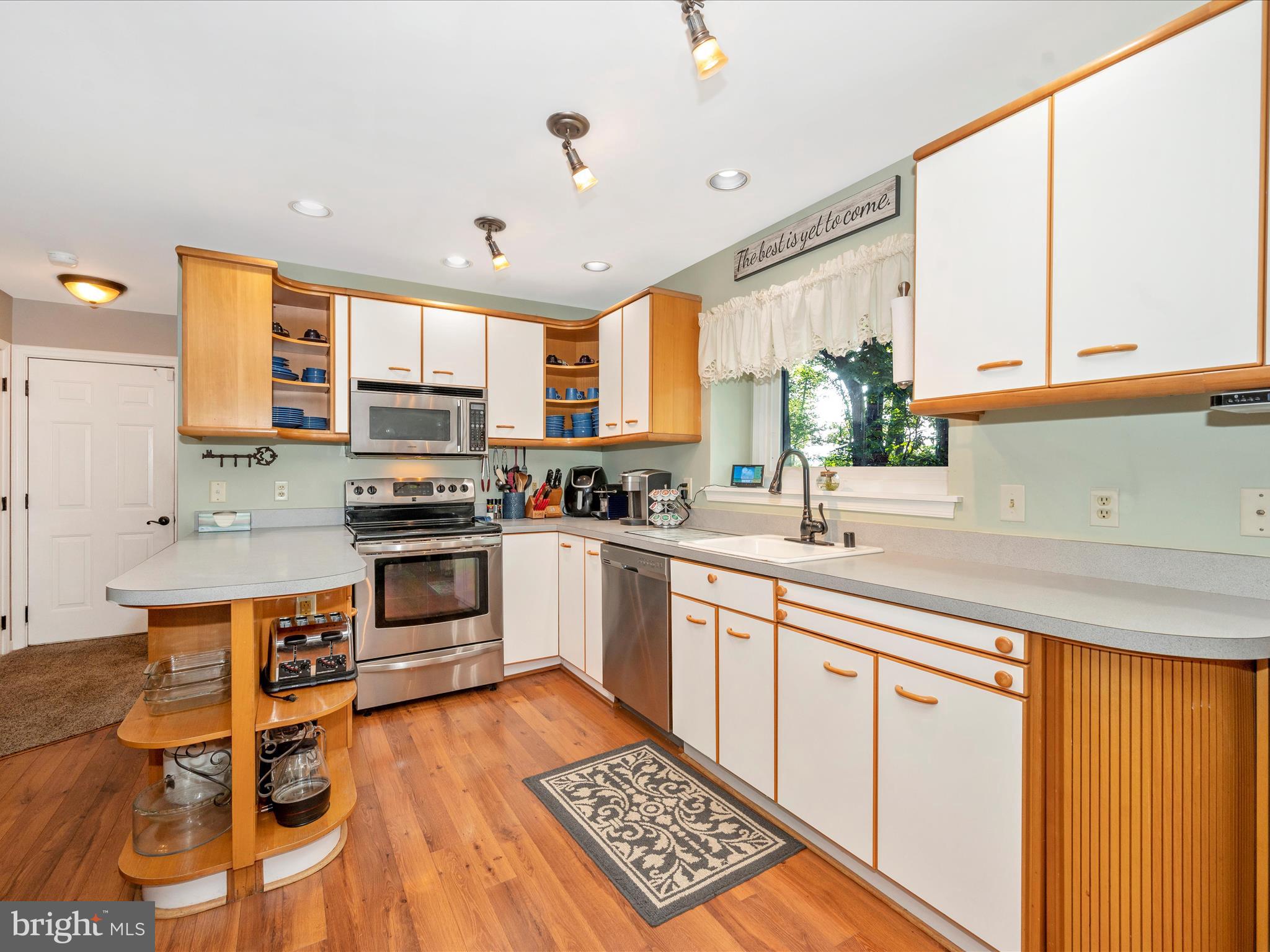 6514 Rimrock Road New Market, MD 21774 - Photo 8 of 54 Kitchen