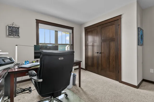 $485,000 | 2712 West Fallen Oak Drive, Appleton, WI 54913