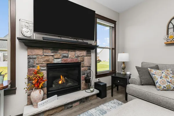 $485,000 | 2712 West Fallen Oak Drive, Appleton, WI 54913