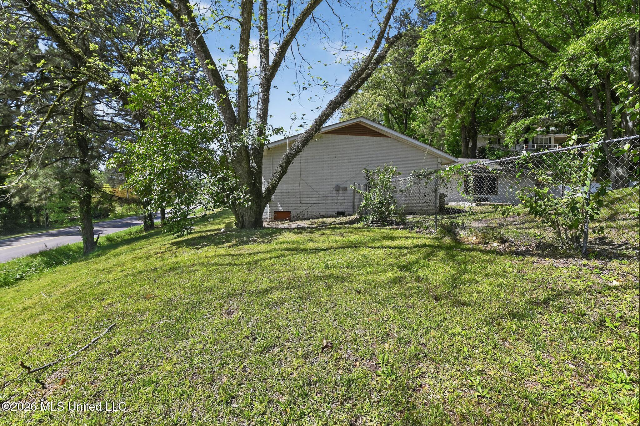 20 Covington Road Columbus, MS 39705 - Photo 8 of 30 8