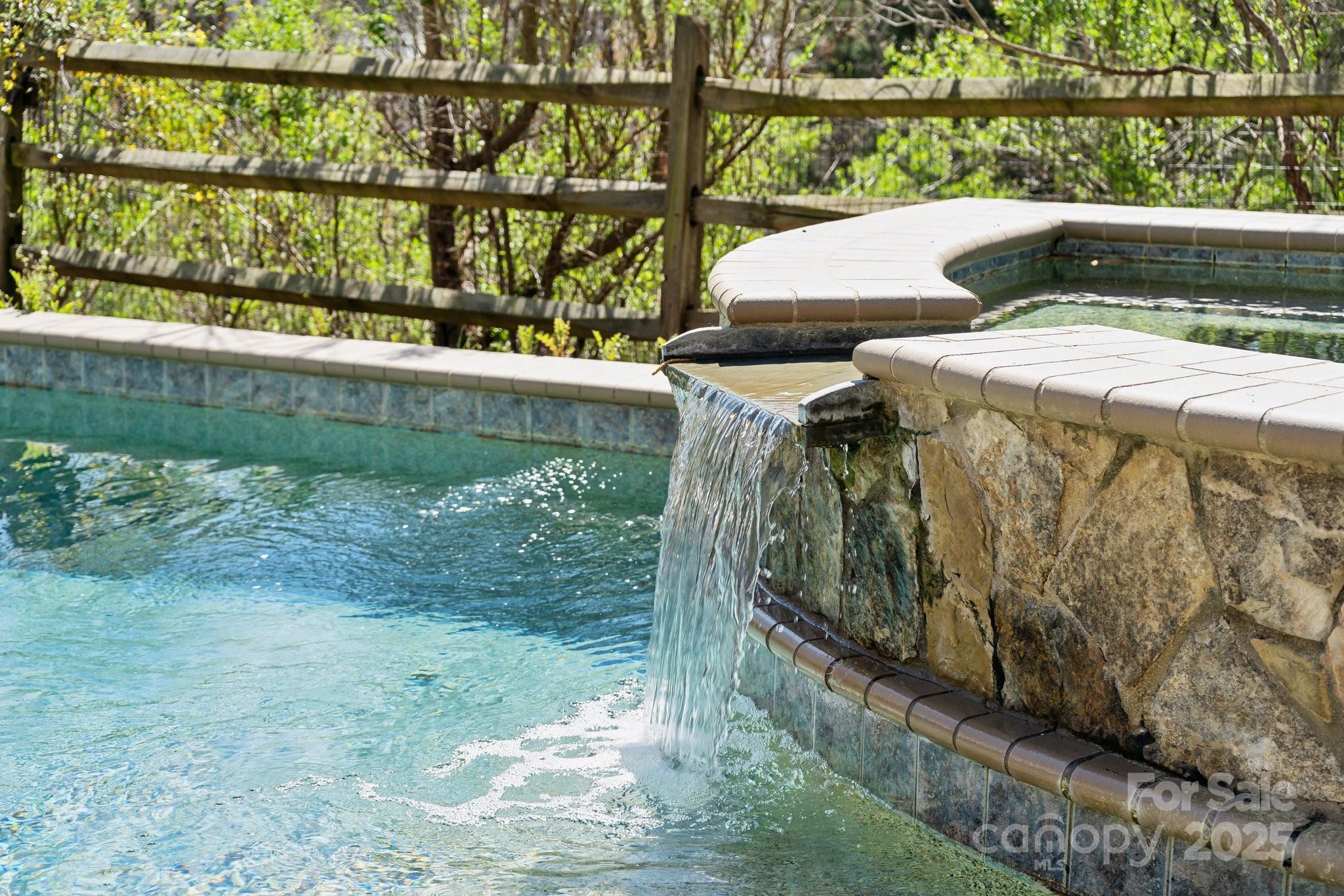 369 Shoreline Parkway Tega Cay, SC 29708 - Photo 37 of 40 a terrace with outdoor seating