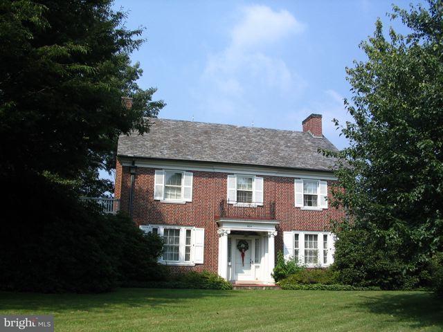 604 South Broad Street Lititz, PA 17543 - Photo 1 of 1