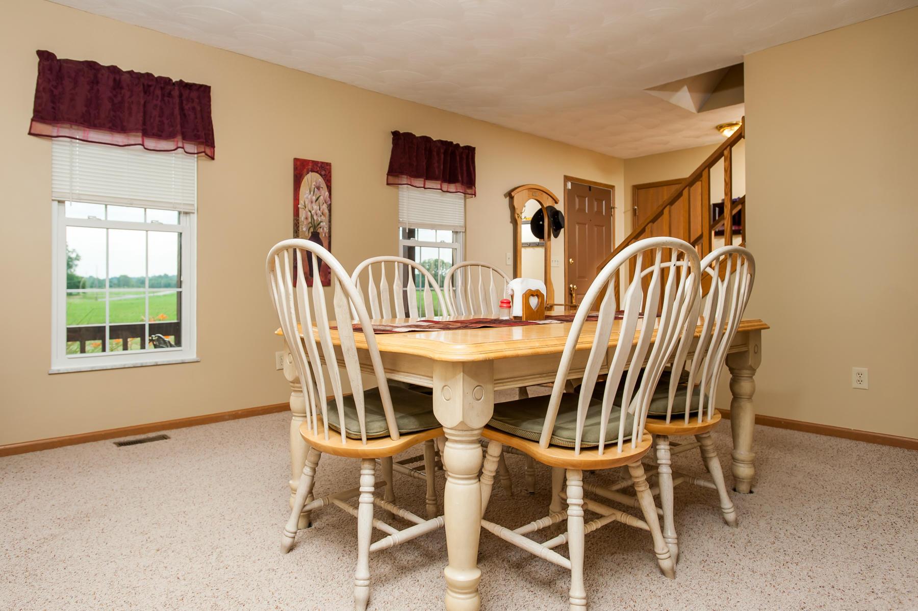 401 Plunkett Road Delaware, OH 43015 - Photo 13 of 37