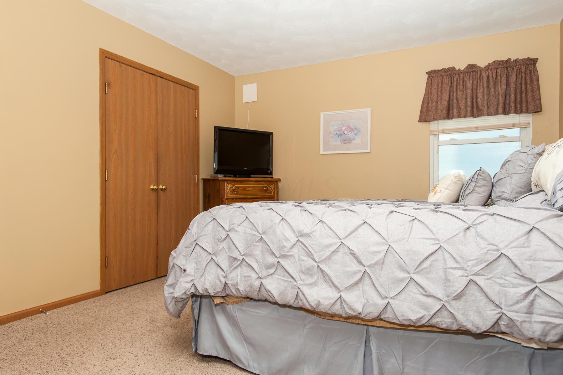 401 Plunkett Road Delaware, OH 43015 - Photo 25 of 37