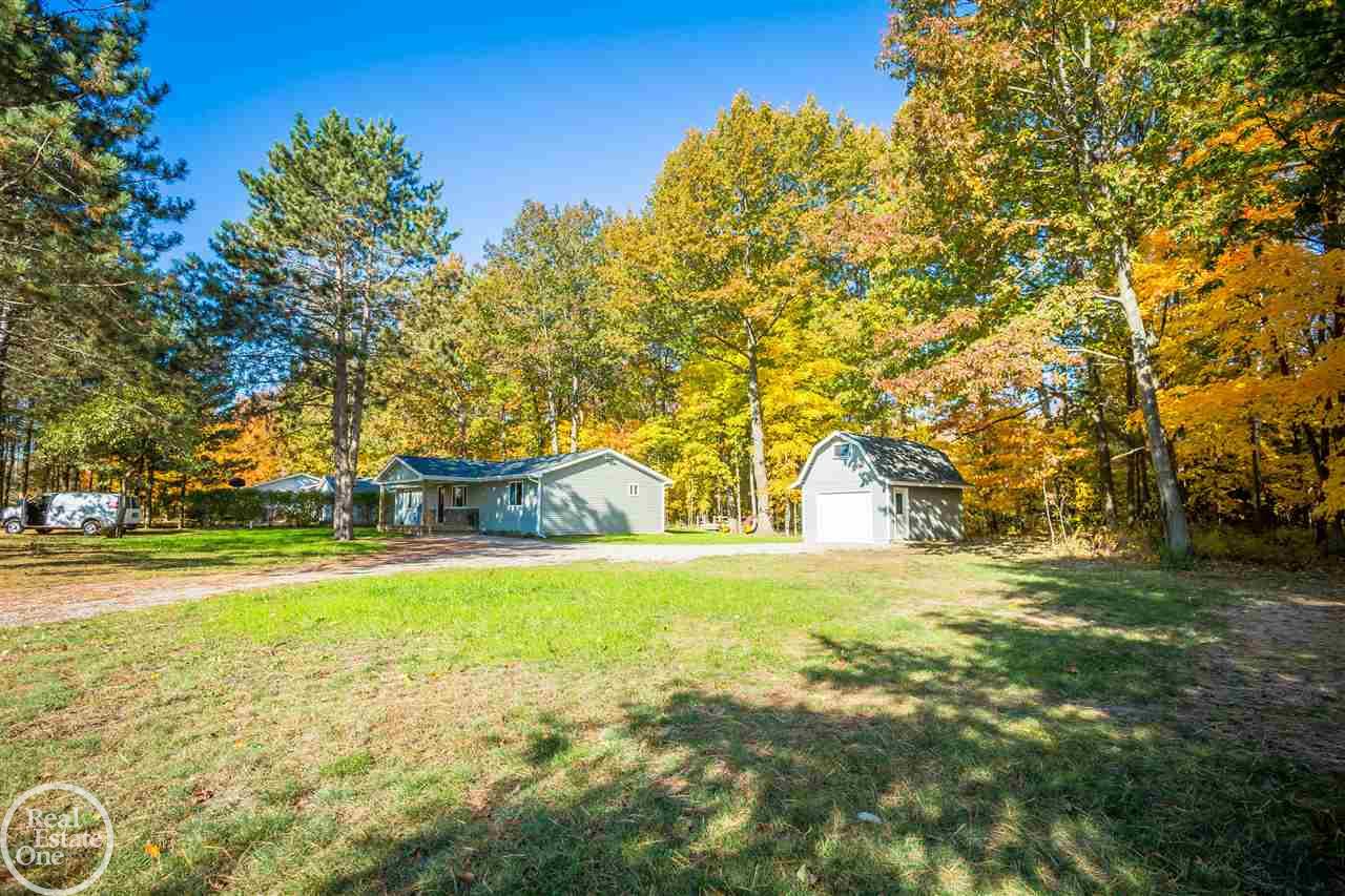 7179 Townsend Road Applegate, MI 48401 - Photo 9 of 77 31398909-8.JPG