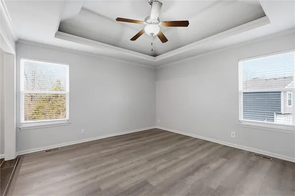 $325,000 | 406 Timbercreek Drive, Belton, MO 64012