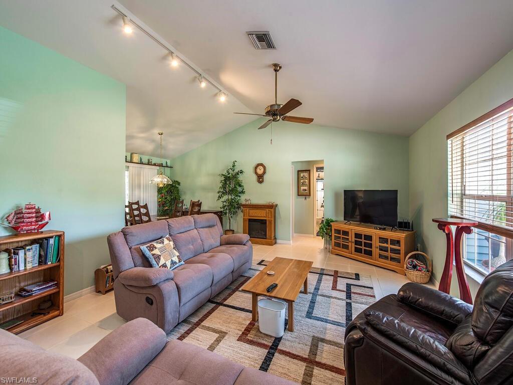 9049 Shaddock Road West Fort Myers, FL 33967 - Photo 3 of 15