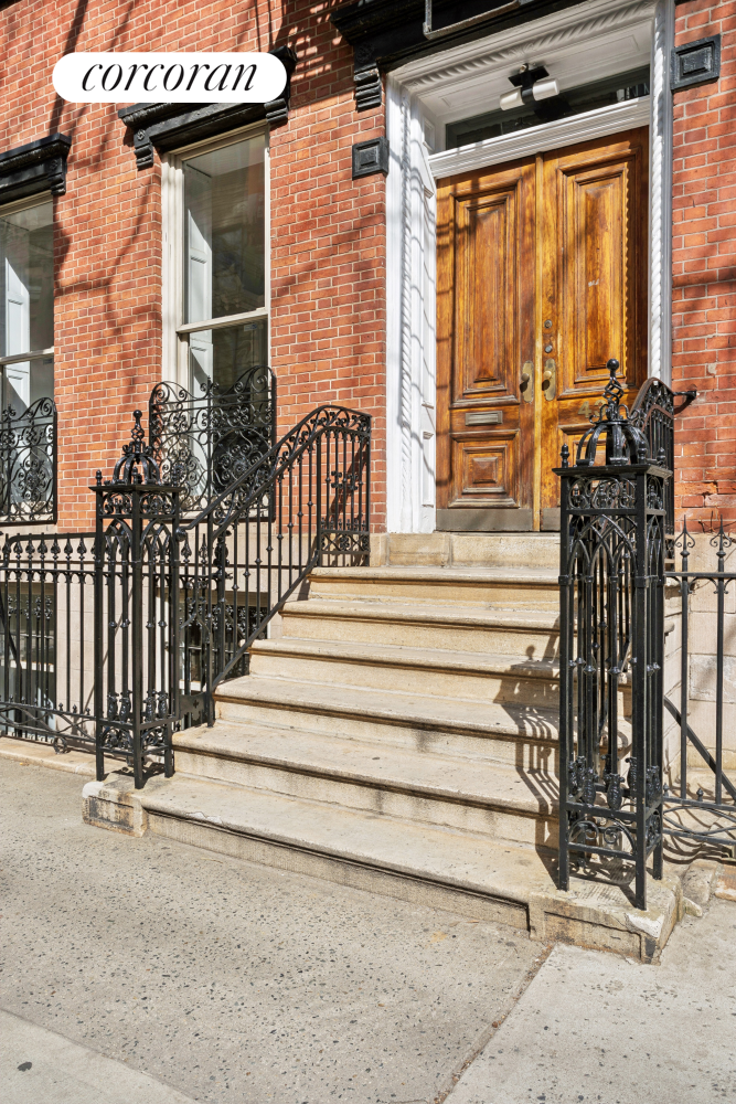 43 Charlton Street Manhattan, NY 10014 - Photo 23 of 24