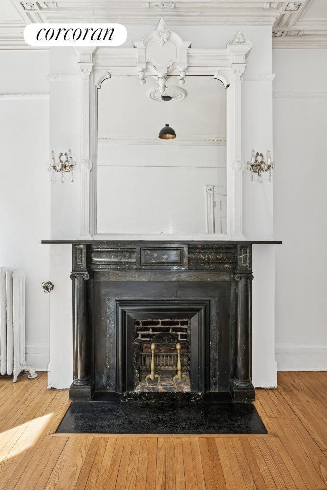 43 Charlton Street Manhattan, NY 10014 - Photo 3 of 24