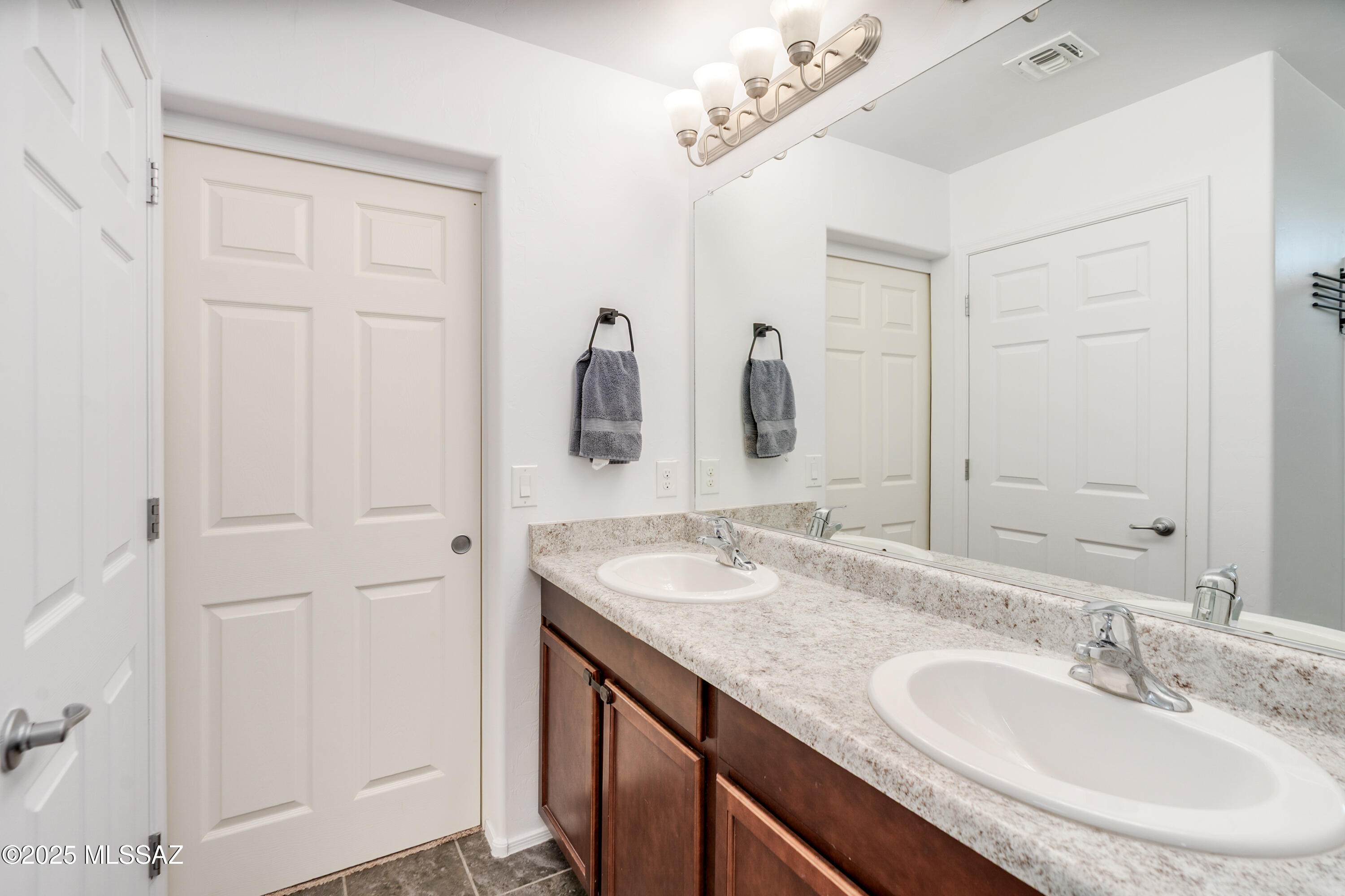 8045 South Red Sox Road Tucson, AZ 85756 - Photo 25 of 41 Gallery Image 25