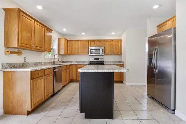 $322,500 | 3746 Rolling Rock Drive, Evansville, IN 47711