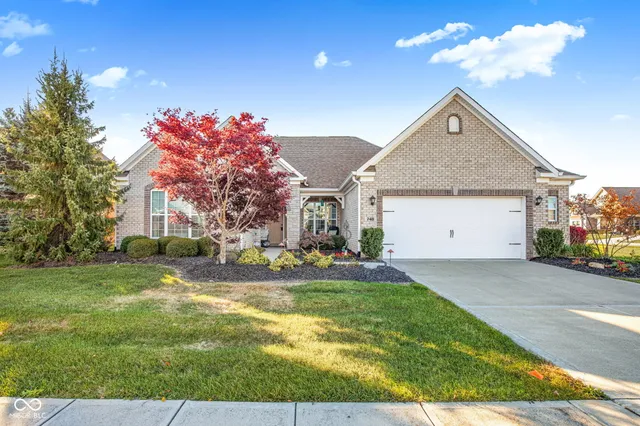 $379,000 | 748 North Mayer Drive, Greenfield, IN 46140