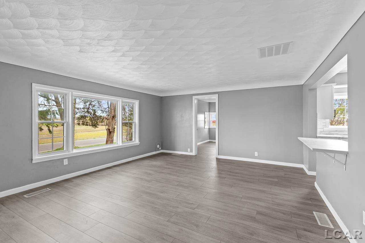7905 Burton Road Adrian, MI 49221 - Photo 21 of 37 50139516-8e6d22b3-5693-4731-9911-43b097b2a79b.JPG
