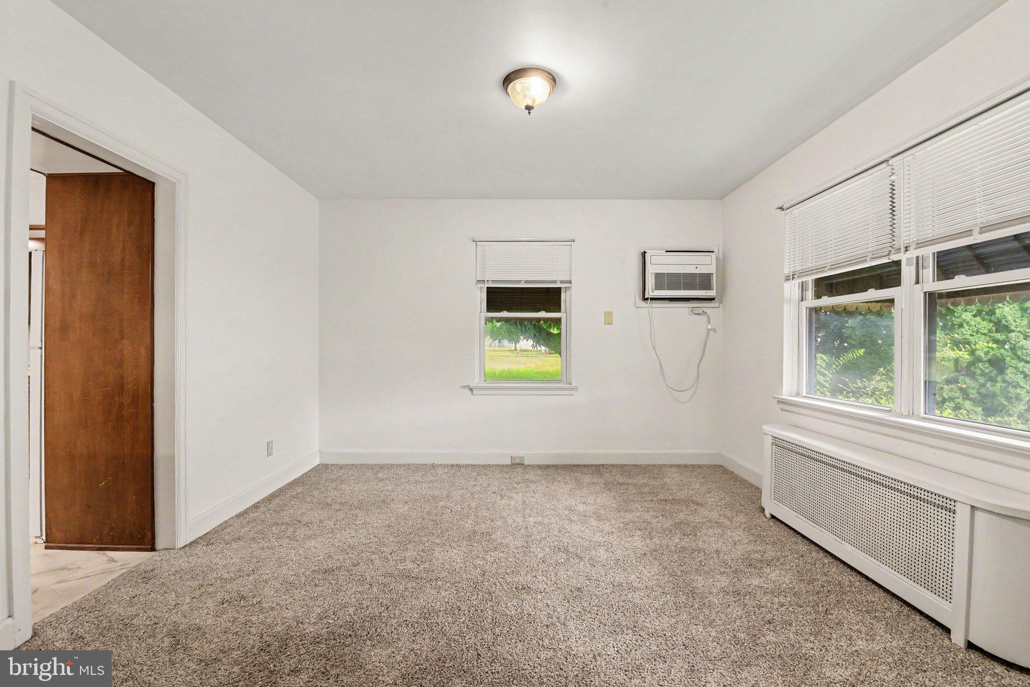 125 West Governor Road Hershey, PA 17033 - Photo 7 of 28