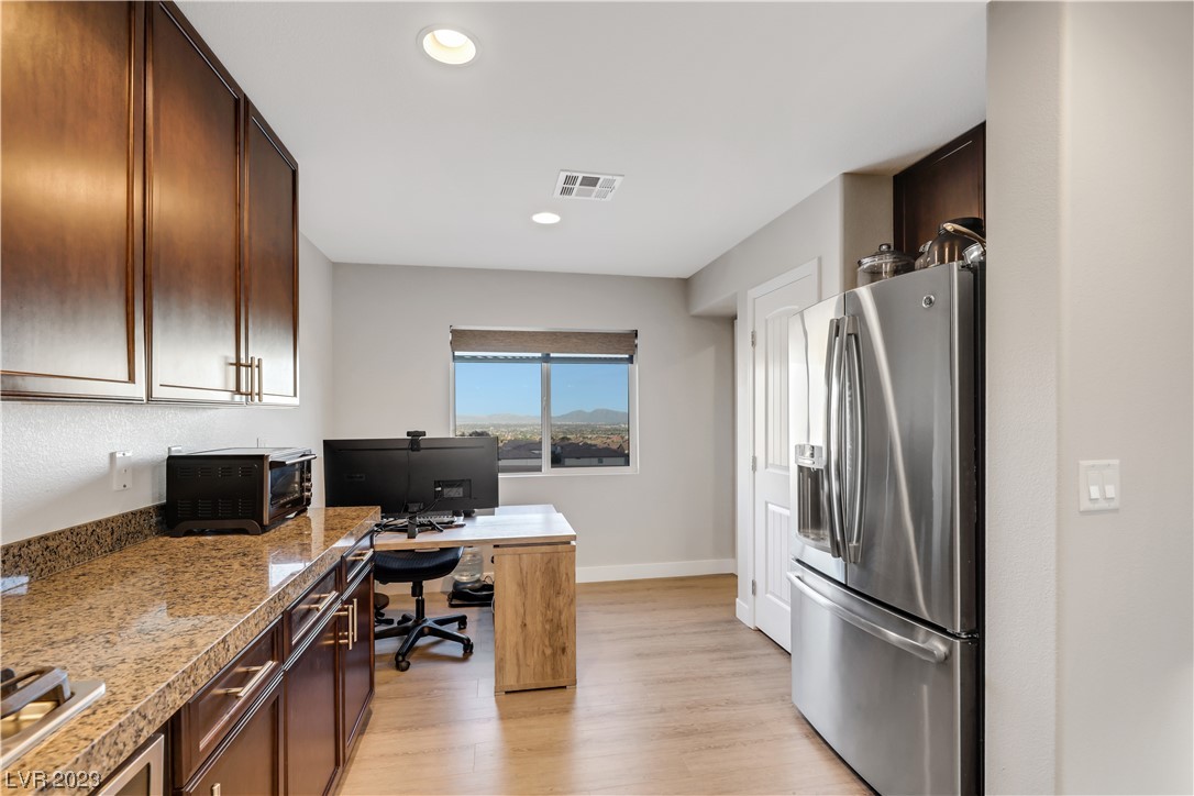 3928 Total Eclipse Street Las Vegas, NV 89129 - Photo 13 of 38