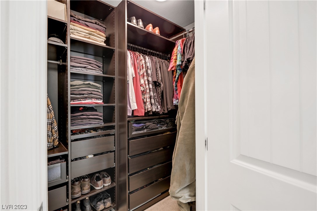 3928 Total Eclipse Street Las Vegas, NV 89129 - Photo 28 of 38 Primary closet