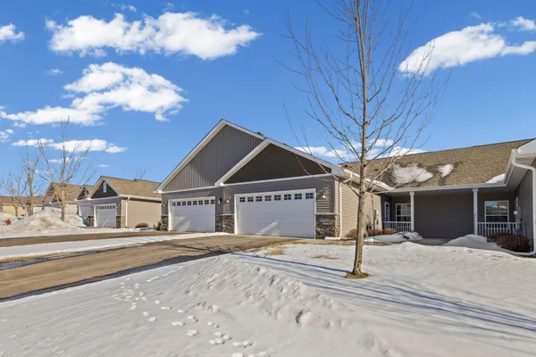 $299,900 | 11562 Alpine Drive, Monticello, MN 55362