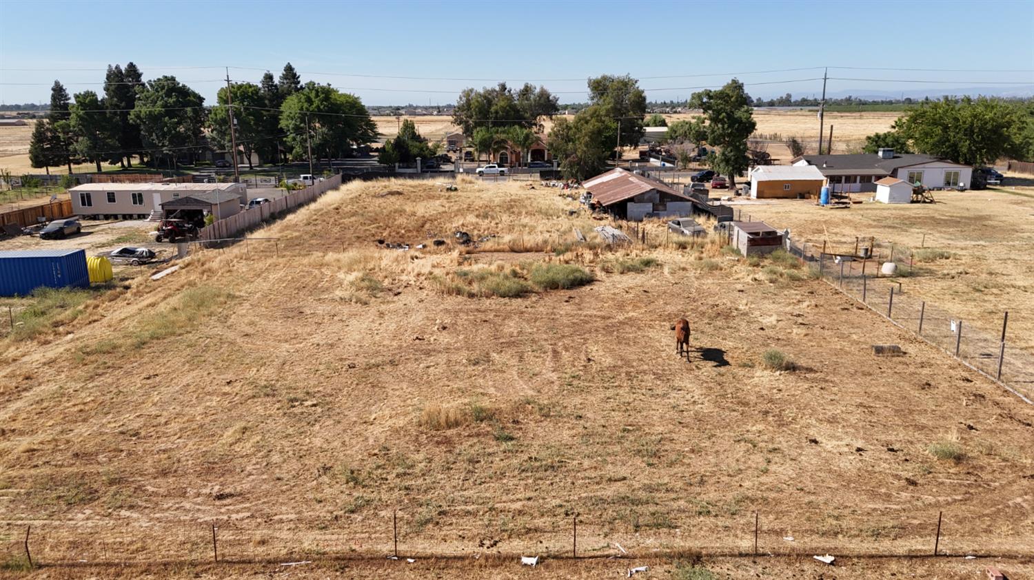 0 Plumas Arboga Road Olivehurst, CA 95961 - Photo 18 of 20 a view of a backyard of the house