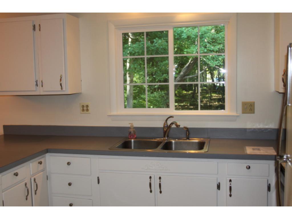 25 Taft Road Portsmouth, NH 03801 - Photo 11 of 31 Gallery Image 11
