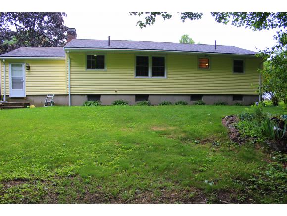 25 Taft Road Portsmouth, NH 03801 - Photo 4 of 31 Gallery Image 4