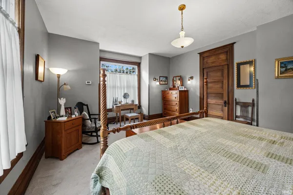 $387,000 | 201 East Franklin Street, Delphi, IN 46923