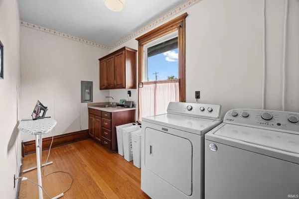 $387,000 | 201 East Franklin Street, Delphi, IN 46923