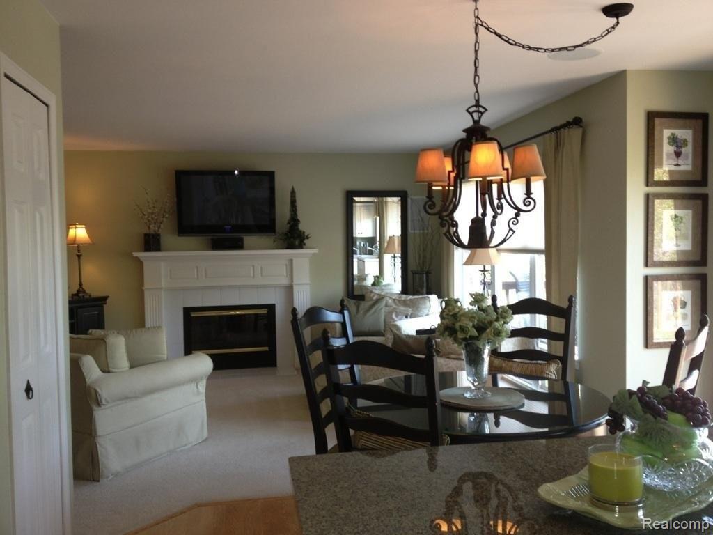 Family room.jpg