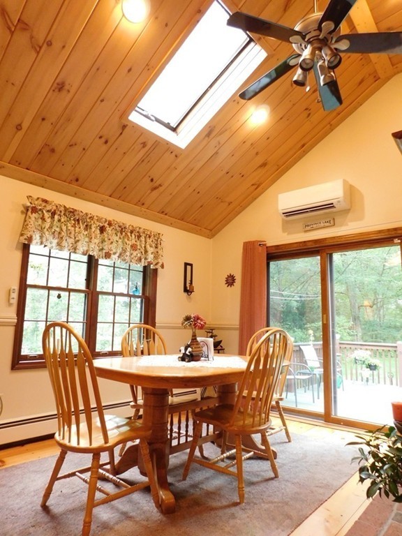 364 Thompson Road Webster, MA 01570 - Photo 7 of 26 Gallery Image 7