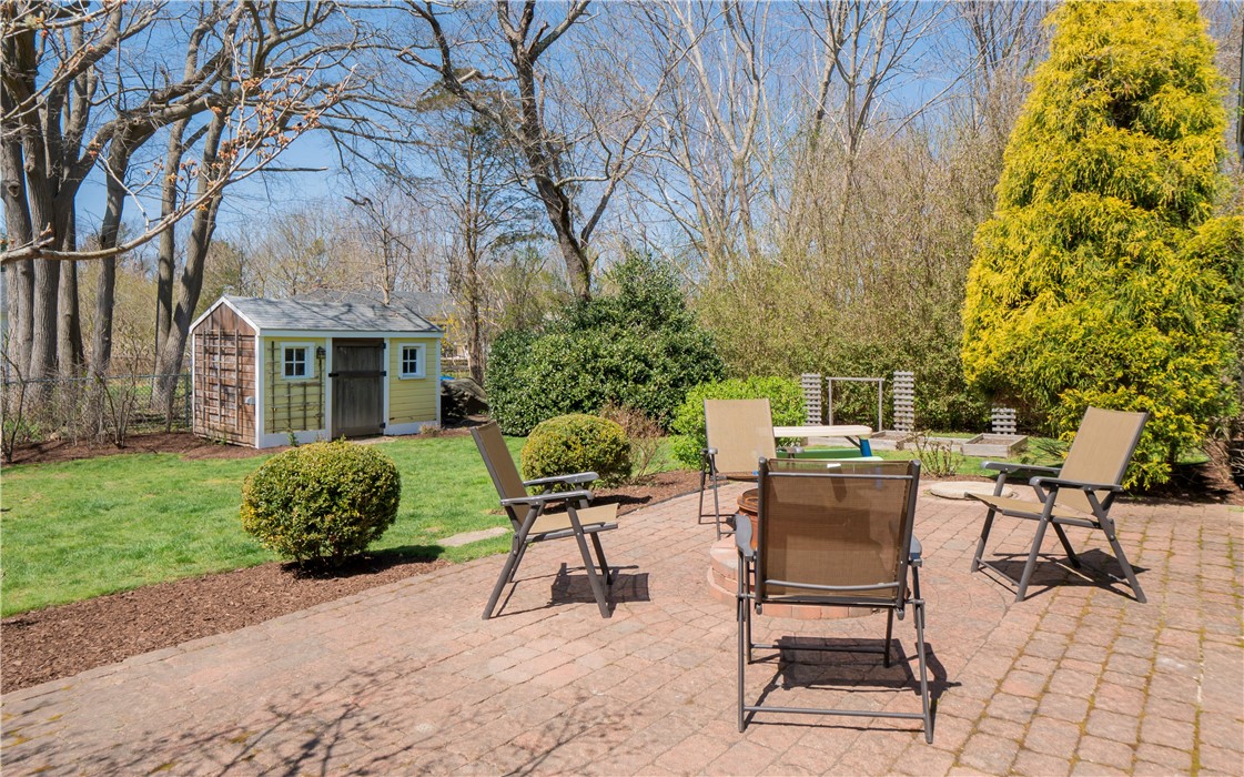 35 Maize Corn Road Portsmouth, RI 02871 - Photo 6 of 48