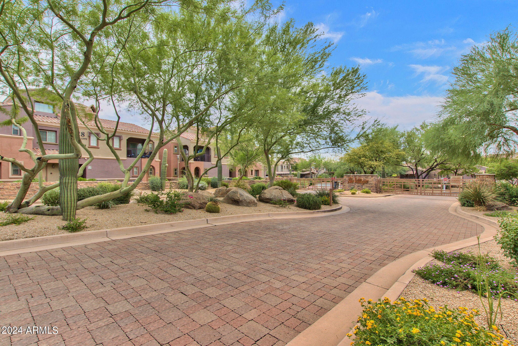 3935 East Rough Rider Road, Unit 1124 Phoenix, AZ 85050 - Photo 21 of 26 39-web-or-mls-3935-e-rough-rider-rd-1124