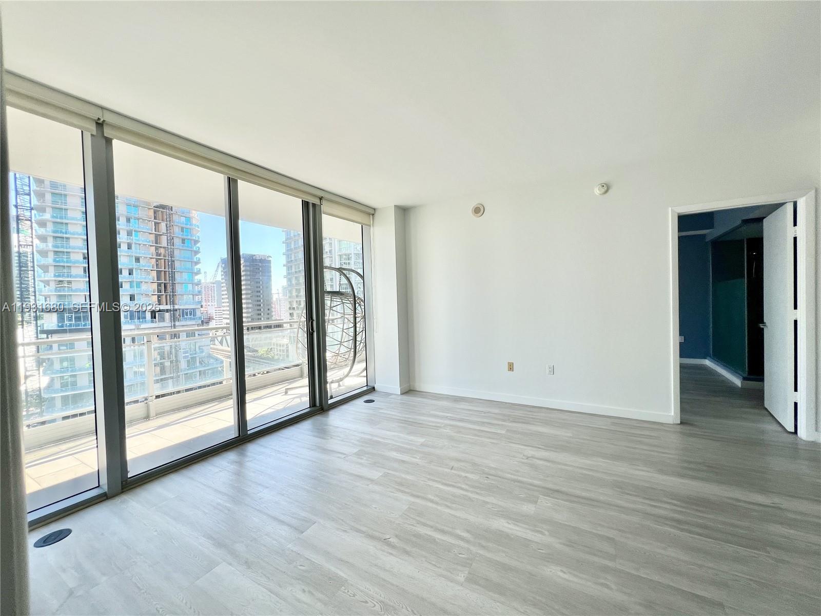 92 Southwest 3rd Street, Unit 1503 Miami, FL 33130 - Photo 5 of 37