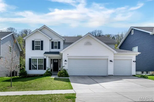 $515,000 | 732 Fox Crk Drive, Fenton, MO 63026