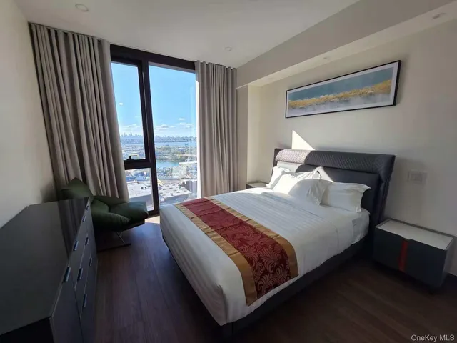 $4,100 | 36-21 Prince Street | Downtown Flushing