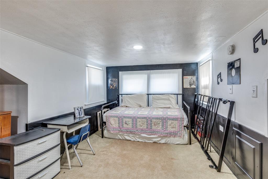 435 Elm Street Graham, TX 76450 - Photo 12 of 26