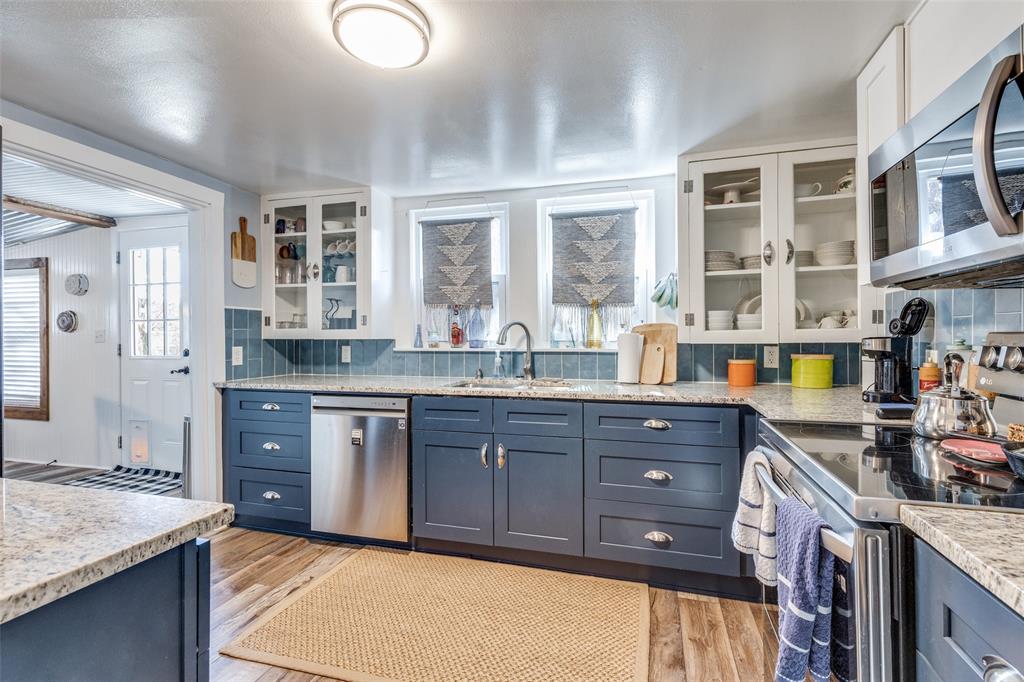 435 Elm Street Graham, TX 76450 - Photo 6 of 26