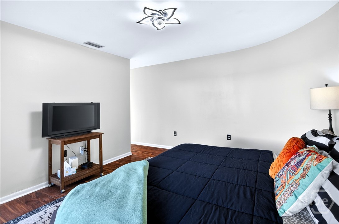 102 Stuart Street Savannah, GA 31405 - Photo 31 of 58