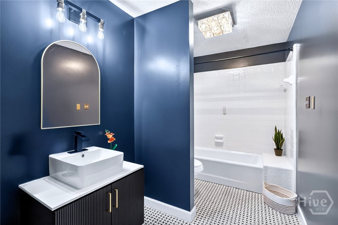 102 Stuart Street Savannah, GA 31405 - Photo 33 of 58