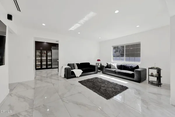 $2,149,000 | 1254 North Hill Avenue, Pasadena, CA 91104