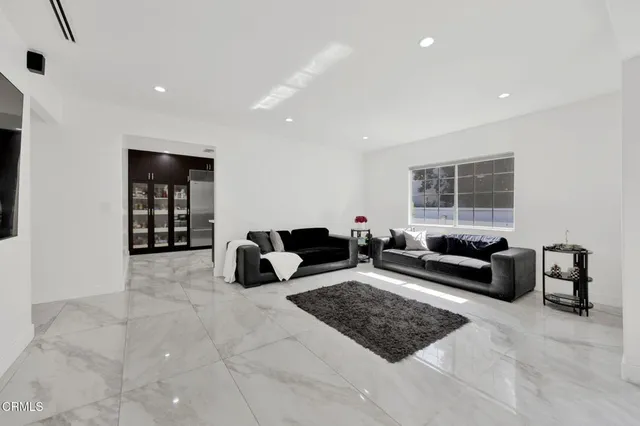 $2,149,000 | 1254 North Hill Avenue, Pasadena, CA 91104