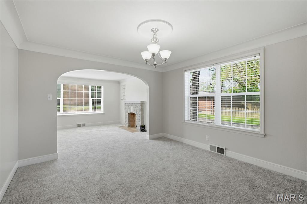 1800 Patterson Road Florissant, MO 63031 - Photo 10 of 43 Gallery Image 10