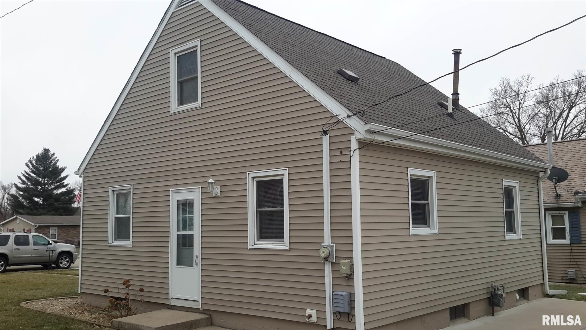 901 3rd Street Colona, IL 61241 - Photo 2 of 12 Gallery Image 2