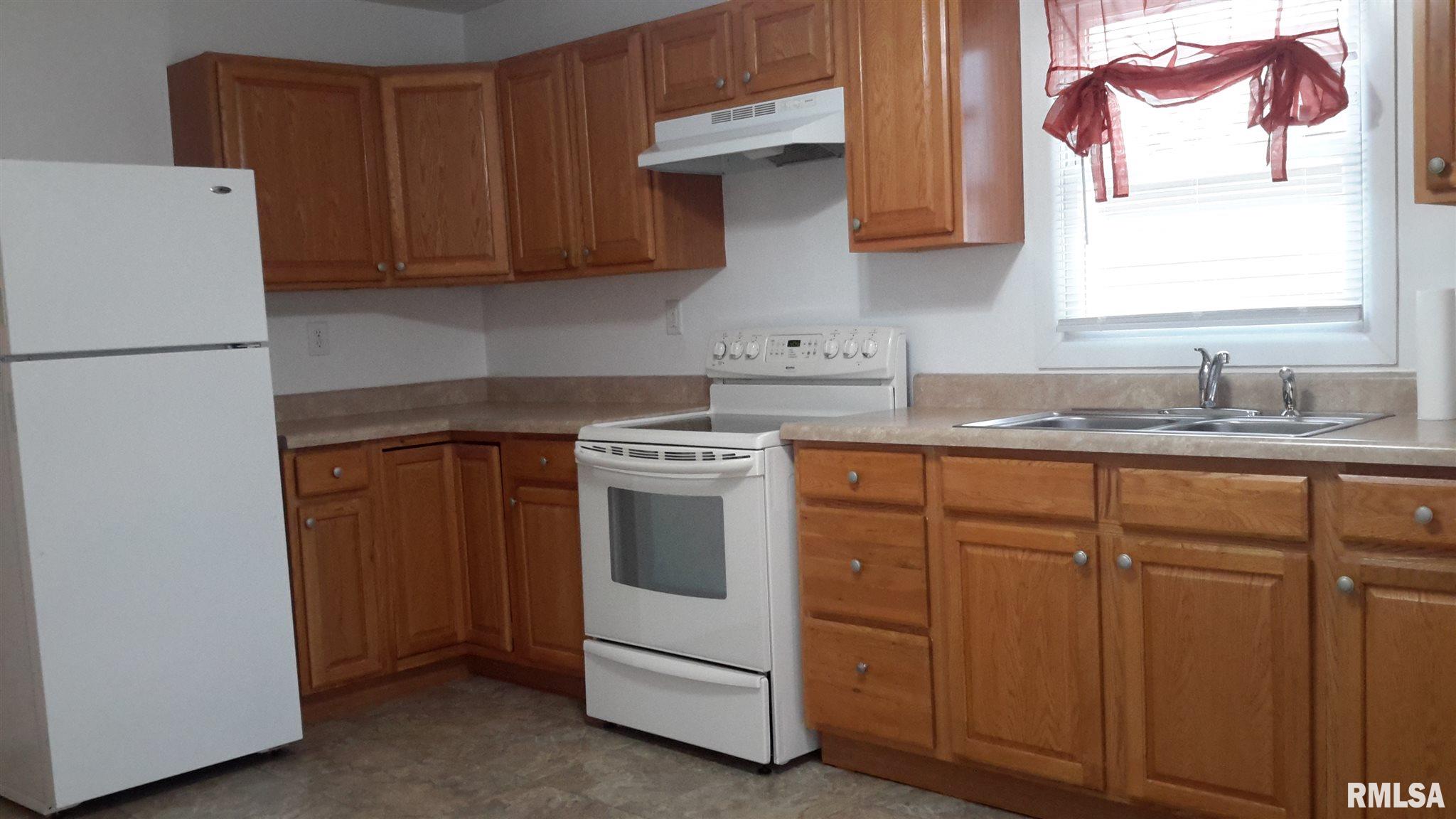 901 3rd Street Colona, IL 61241 - Photo 4 of 12 Gallery Image 4