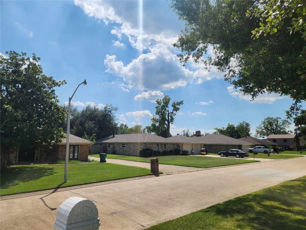 115 Somerset Road Laplace, LA 70068 - Photo 10 of 41 Gallery Image 10