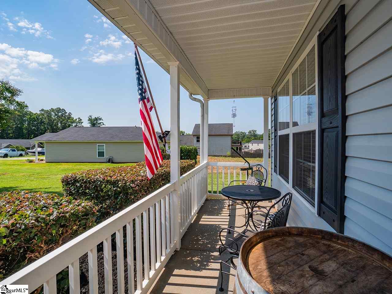 983 Echo Ridge Drive Duncan, SC 29334 - Photo 2 of 27 Gallery Image 2
