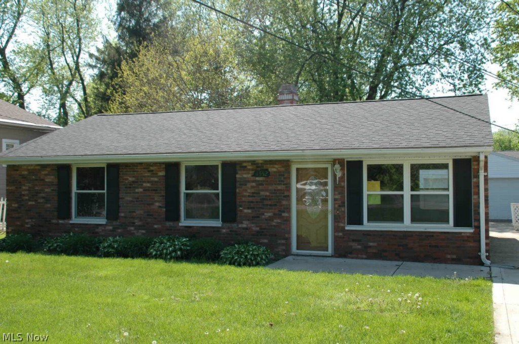 1552 Hubbard Road Madison, OH 44057 - Photo 1 of 14