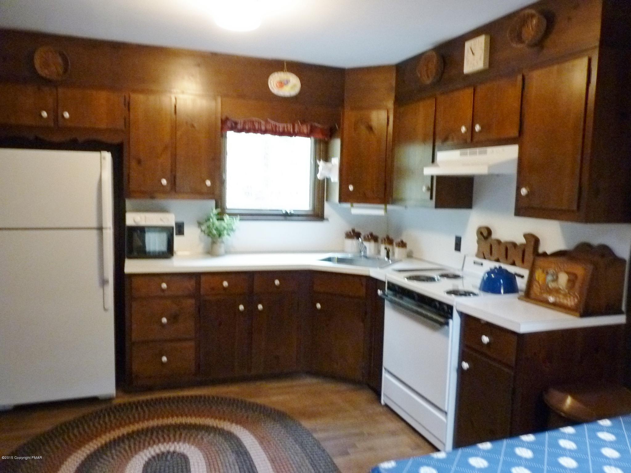 126 King Arthur Road Pocono Lake, PA 18347 - Photo 8 of 20 P1080135