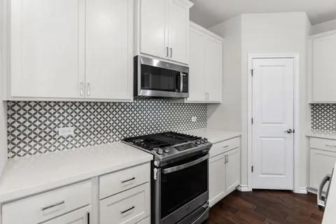 $497,500 | 2803 Mary Elizabeth Drive, Austin, TX 78728